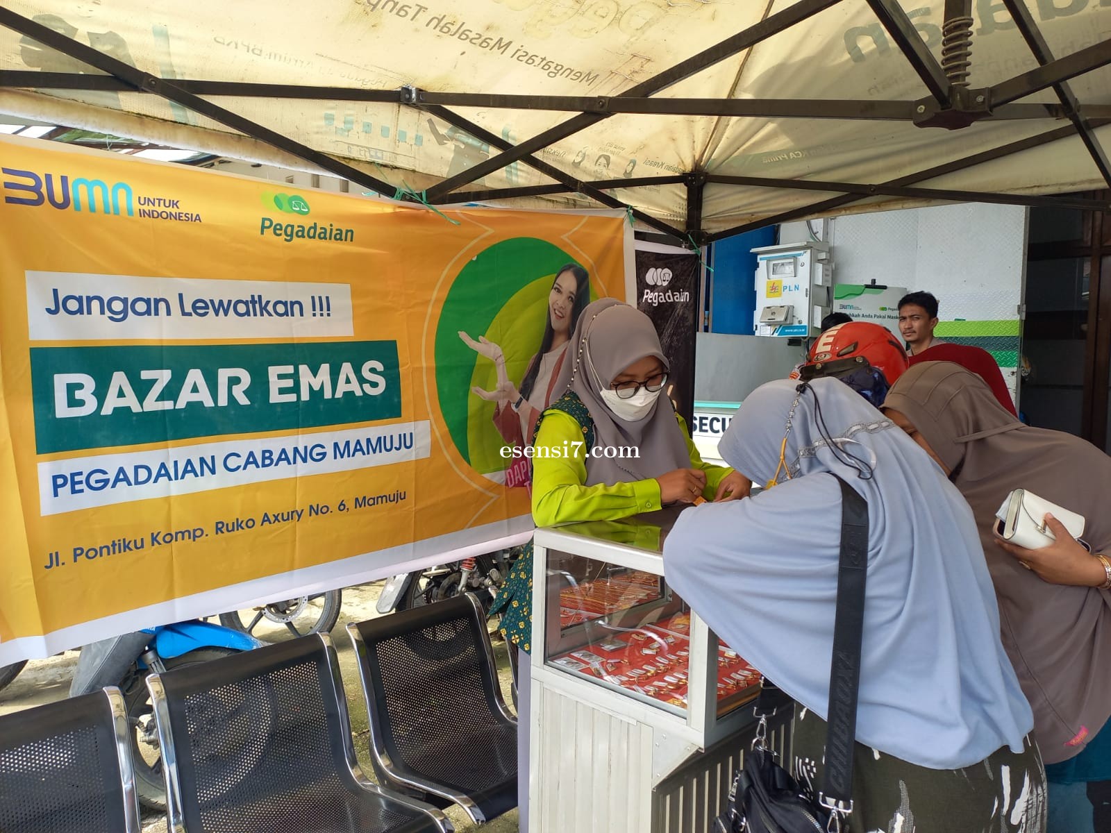 a73a3103-a3da-47e3-8ea2-04da0eca7579.jpg