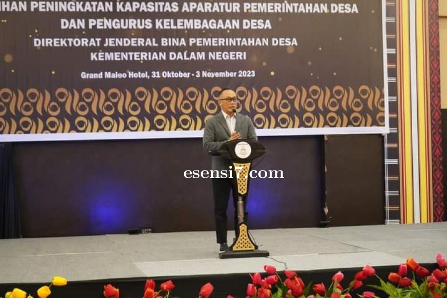 Pj Gubernur Sulbar Ajak Seluruh Perangkat Desa Atasi Kemiskinan Dan Mengaktifkan Posyandu